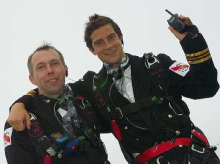 Icom Assist World Record for the Highest Formal Dinner Party – The Champagne Mumm Altitude Challenge