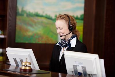 New Knowledge Base Article: The Importance of Two Way Radio Communication for Hotels  