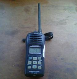 Icom Marine VHF Lost Overboard and Found 2 weeks and 12 miles away....and still works!