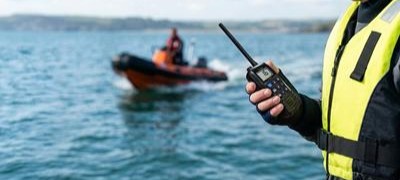 What To Consider When Choosing a VHF Marine Radio